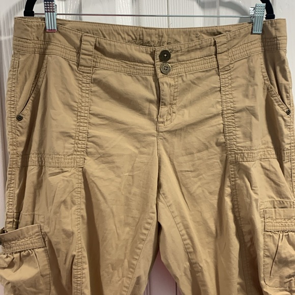Tan Maurice’s Cargo Style Crop Pants - Picture 4 of 15
